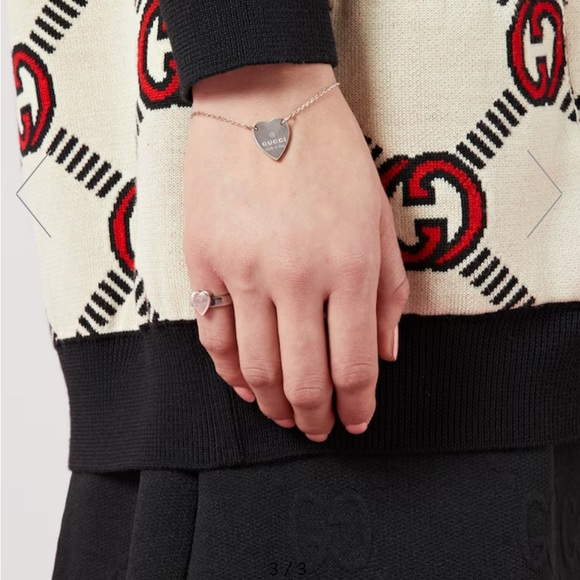 GUCCI TRADEMARK BRACELET WITH HEART PENDANT - Picture 2 of 7